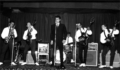 Eddie King and the Chequers on stage